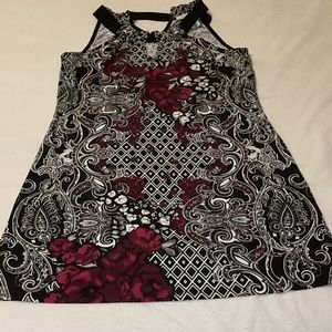 White House Black Market Sleeveless Tunic